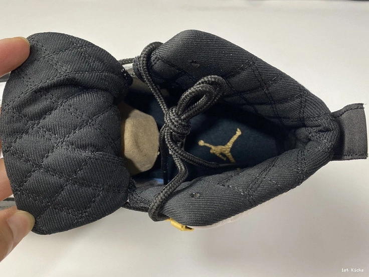 CT8013-170 Jordan Release Dae 12 Taxi Air XII Suede 0311